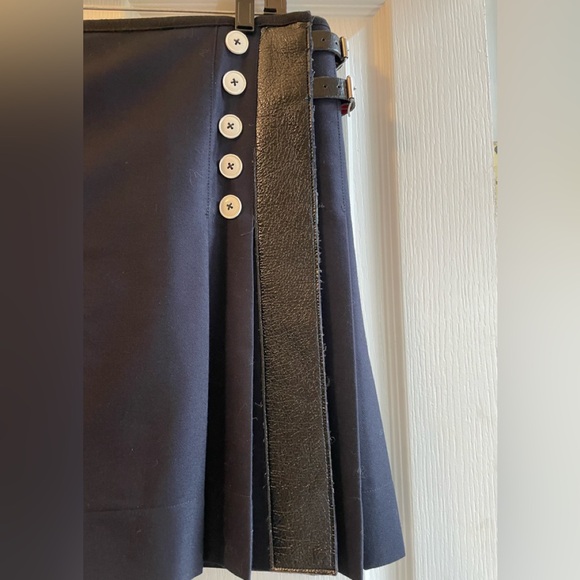 La Fetiche Navy Blue Pleated schoolgirl Skirt Medium - Picture 4 of 7